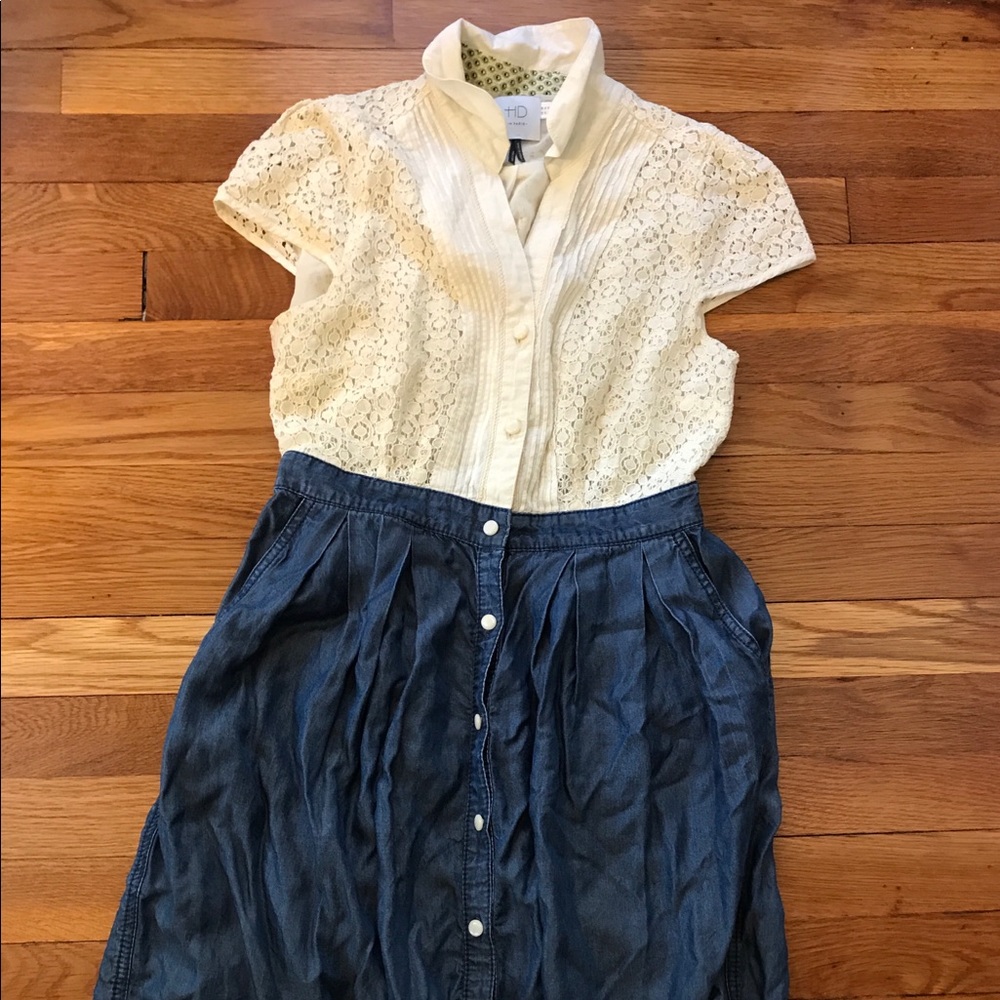 Dress by HD in Paris.